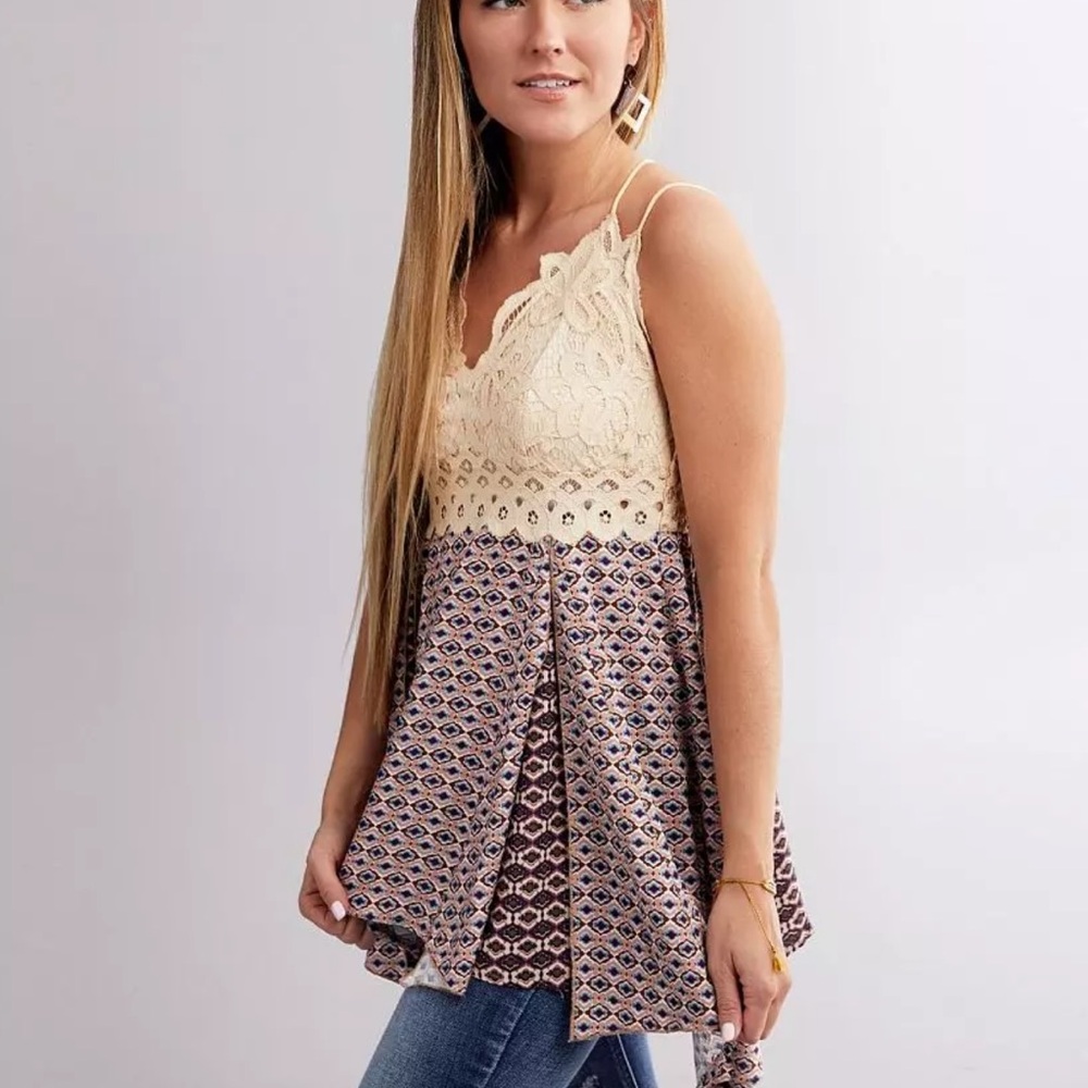 NWT gimmick crochet boho pieced tunic tank top size Small. Ivory/ multicolor - Picture 9 of 10
